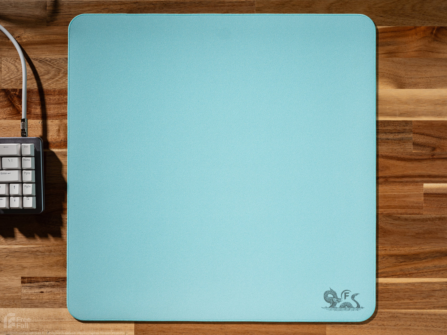 FreeFall SV BASE Control+ v2 Mousepad